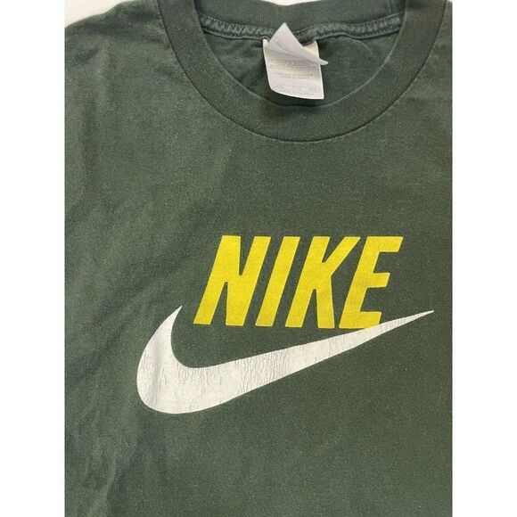 VINTAGE Nike Graphic T-shirt Men XXL Green Short Sleeve - Picture 2 of 5